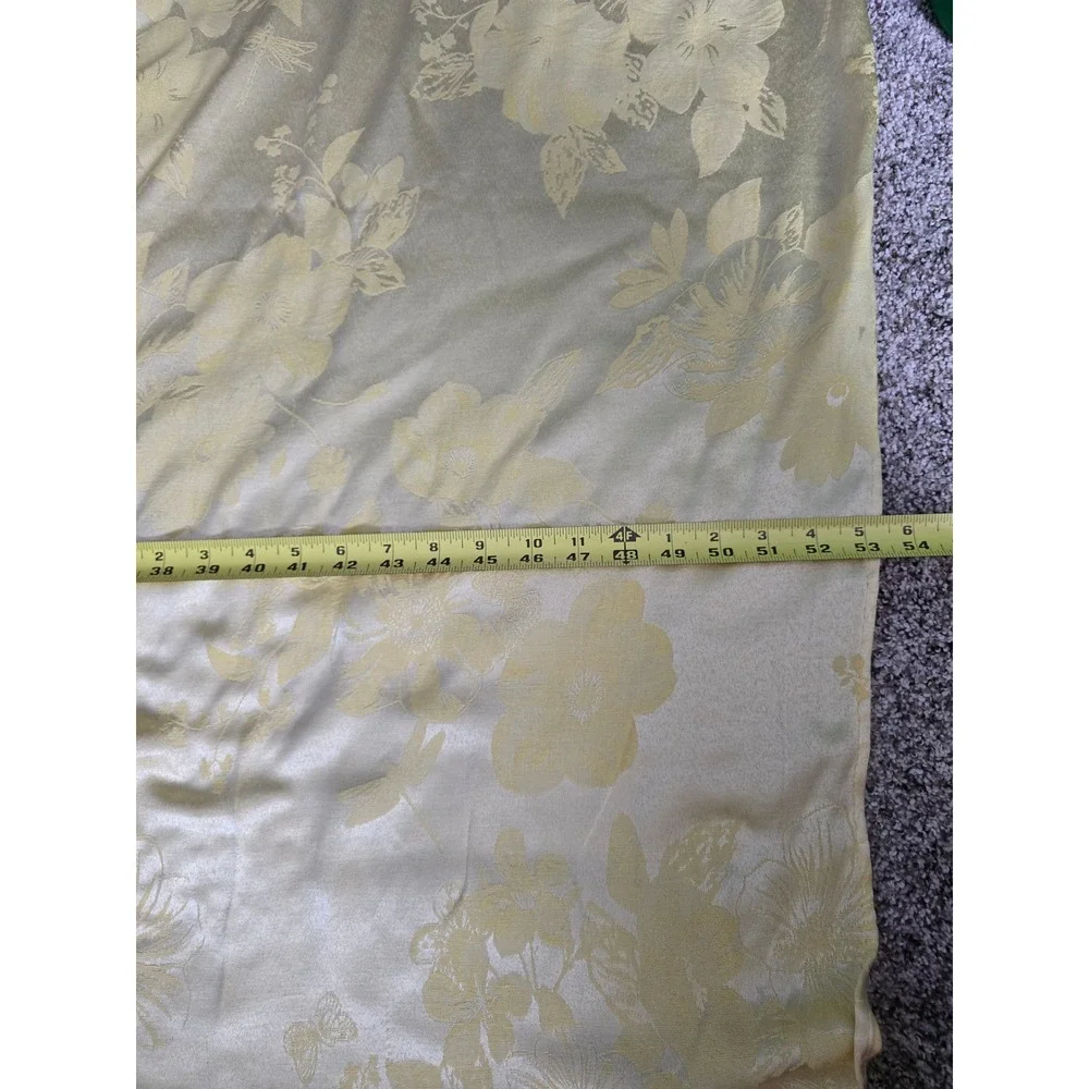 Kohls Blossoms & Blooms Yellow Floral Damask Tablecloth 54x110 Rectangle